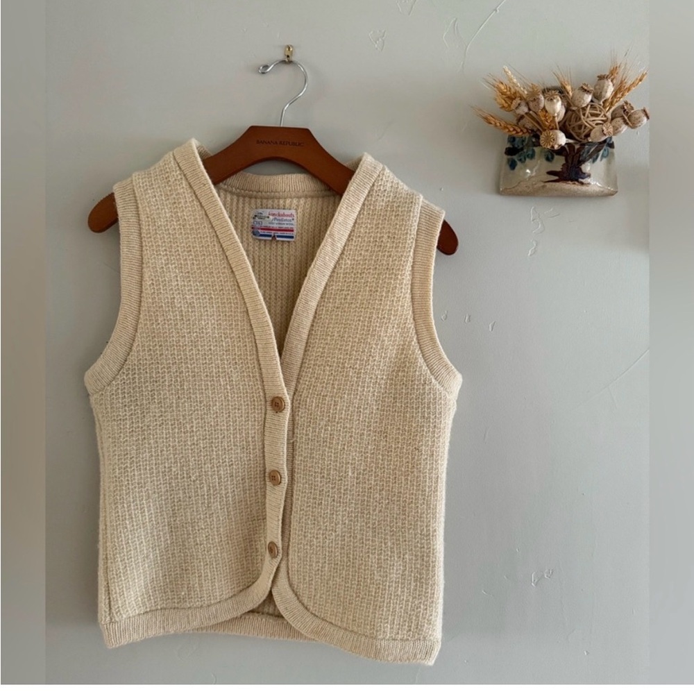 Pendleton Women's super rare vintage Beige Knit Vest